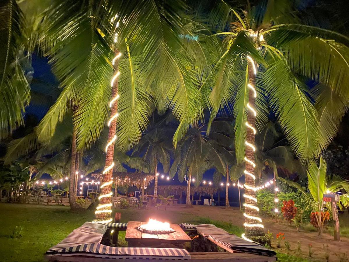 Show Pony Beach Resort And Suites Las Lajas  Exterior foto