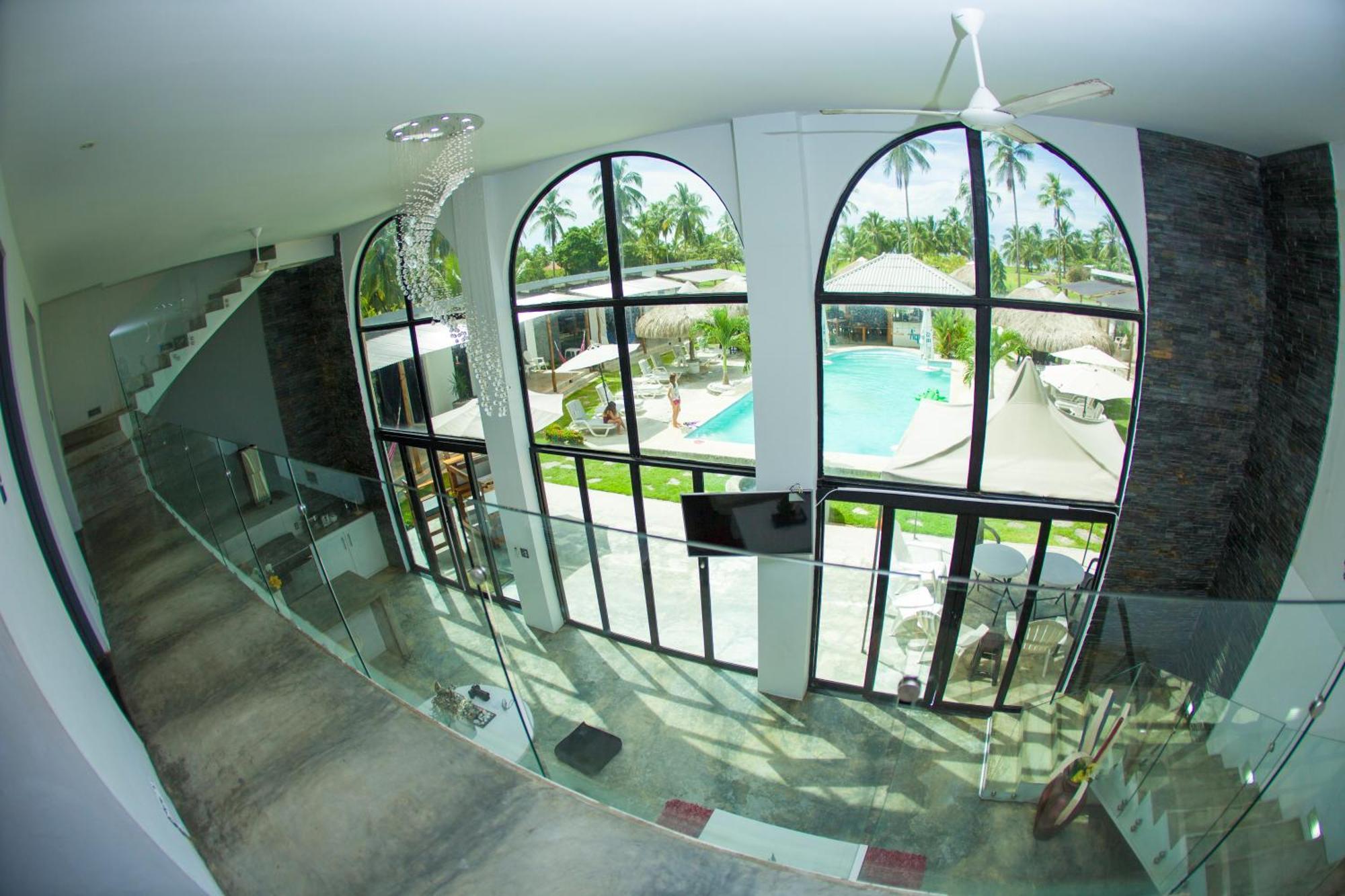 Show Pony Beach Resort And Suites Las Lajas  Exterior foto