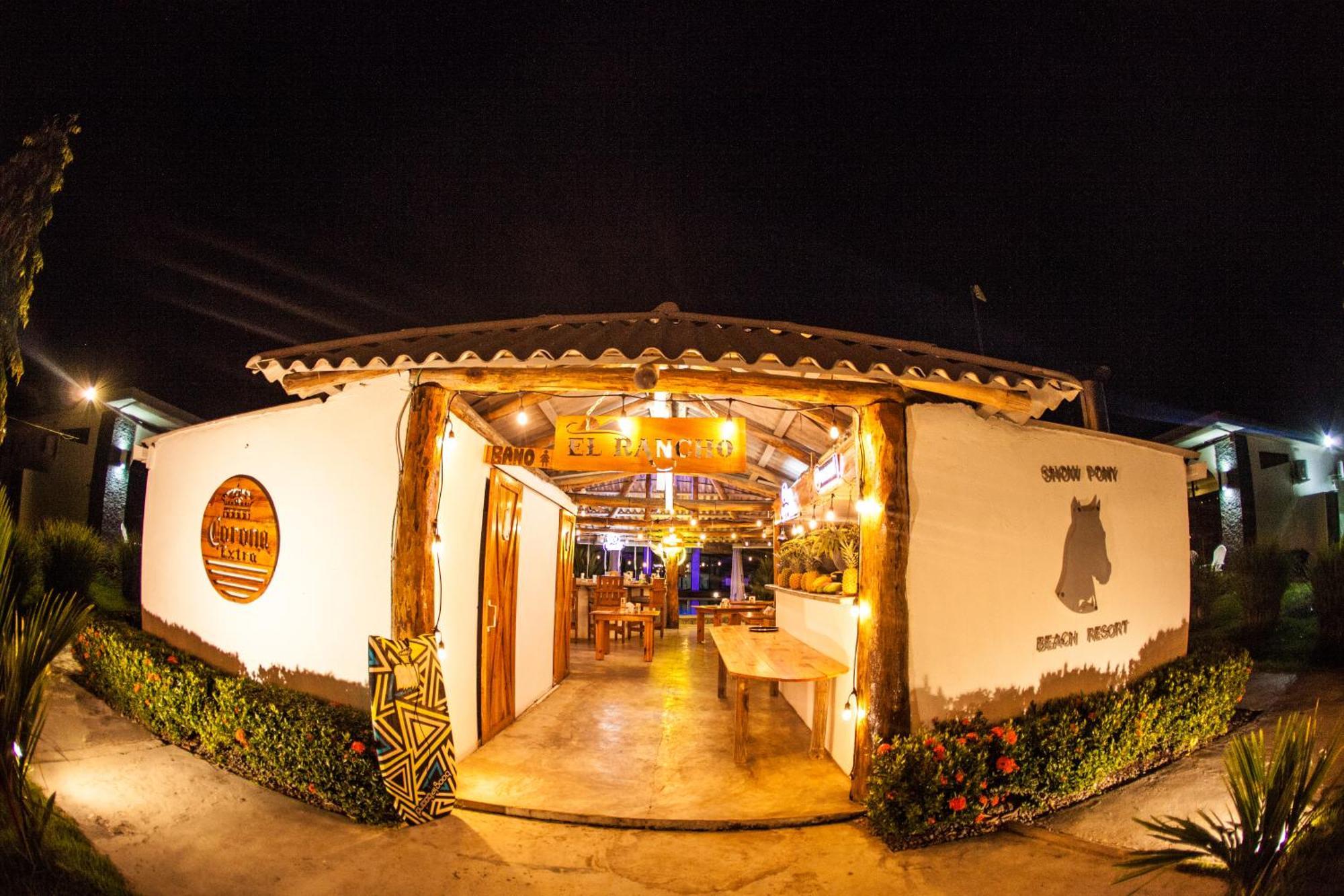 Show Pony Beach Resort And Suites Las Lajas  Exterior foto