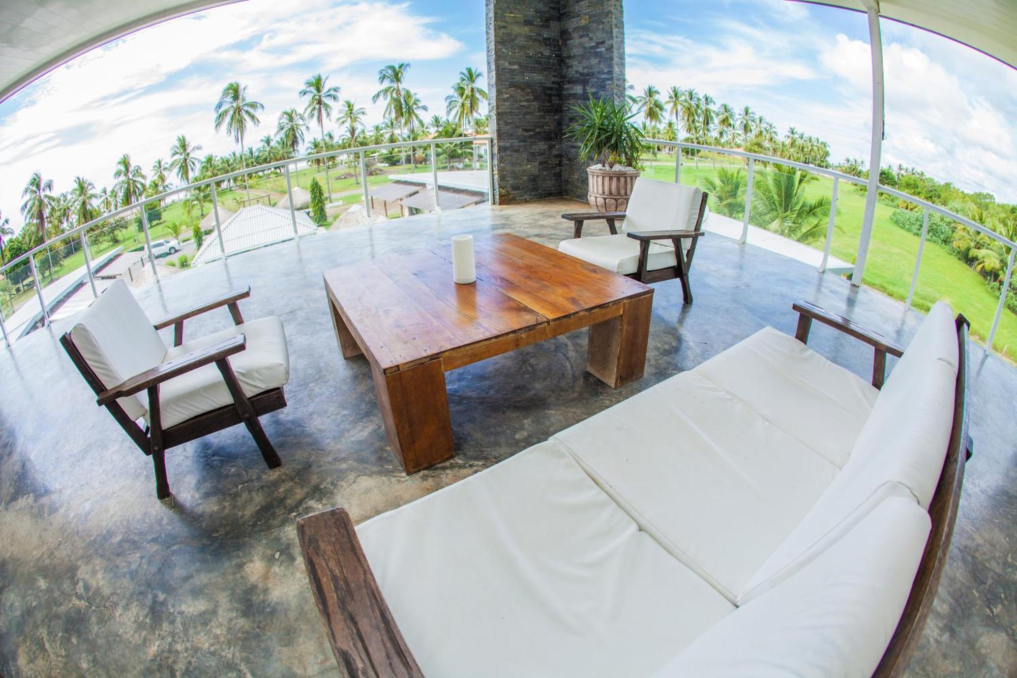 Show Pony Beach Resort And Suites Las Lajas  Exterior foto