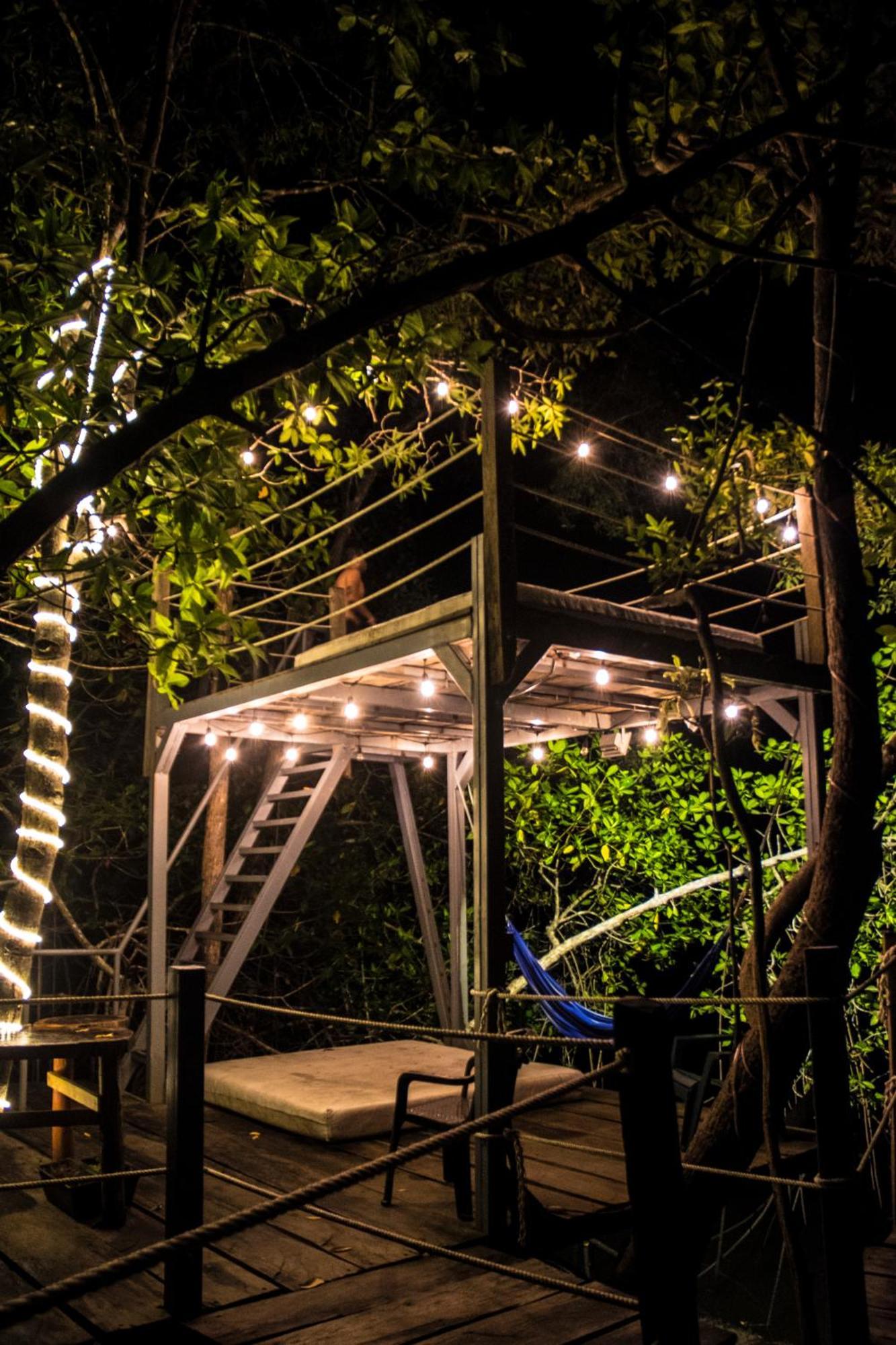Show Pony Beach Resort And Suites Las Lajas  Exterior foto