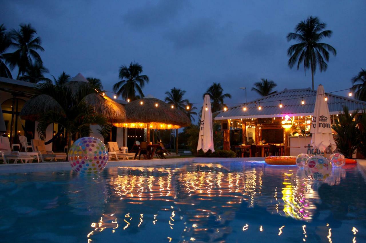 Show Pony Beach Resort And Suites Las Lajas  Exterior foto